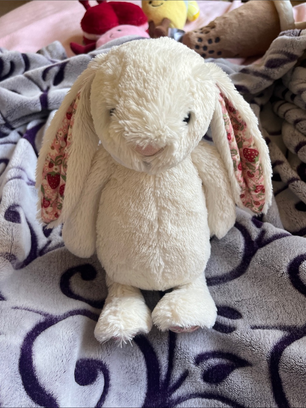 Jellycat Blossom Cream Bunny Berry🍓